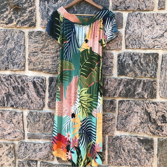 FarmRio Dress Tropical Pattern - Picture 7 of 8